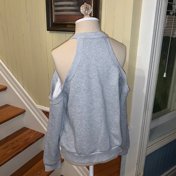 Tobi cute gray off the shoulder crew sweater 🦄 - Picture 14 of 16